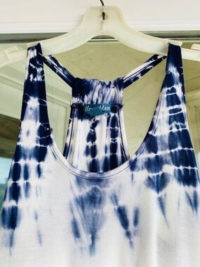 FLEUR BLEVE Tie Dye Maxi Dress XS Blue White Racerback Stretch Summer Flowy